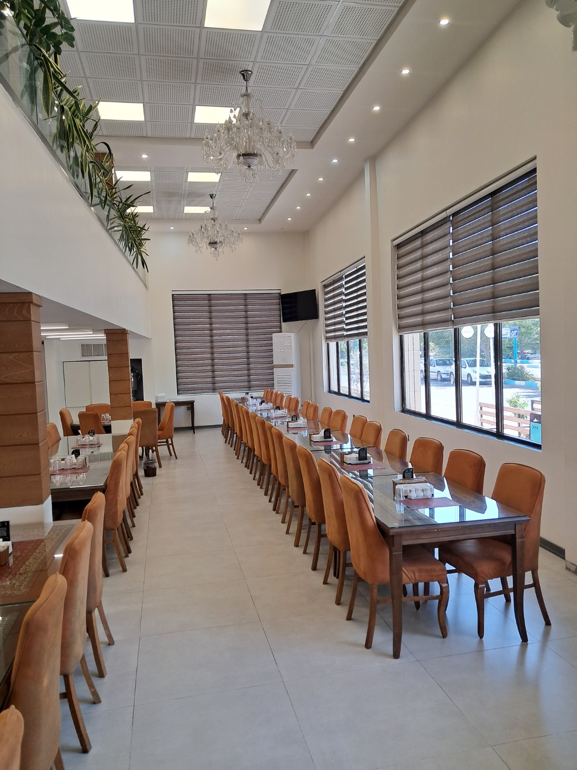تصویر کاور فروشگاه رستوران گلسرخ شعبه 2